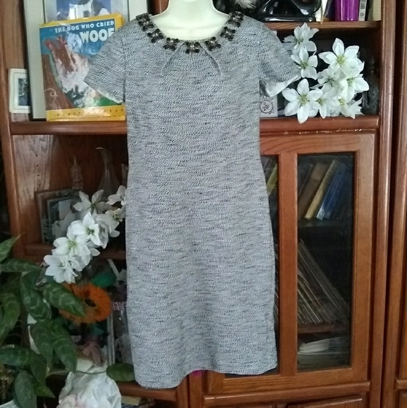 ANN TAYLOR Dresses & Skirts - ANN TAYLOR BLUE TWEED JEWEL NECKLINE  DRESS